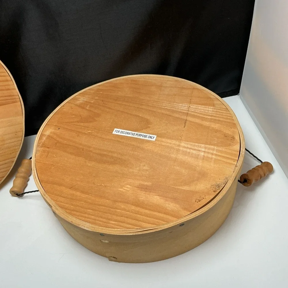 Vtg. Apple Pie Basket Wood Handles & Peek Screen Window Cover Decor Purpose Only